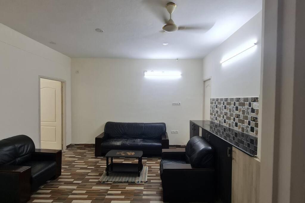 Vila Kamalam 2 Bhk - Non Ac Kójamputtúr Exteriér fotografie