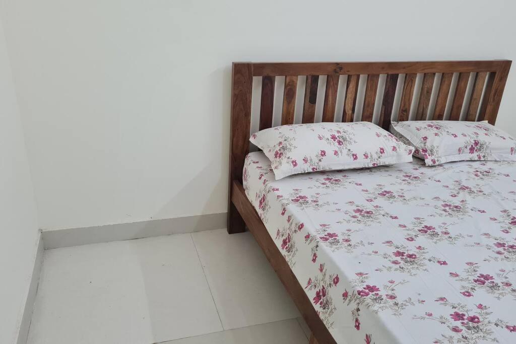 Vila Kamalam 2 Bhk - Non Ac Kójamputtúr Exteriér fotografie